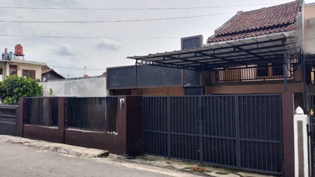 Rumah 2 lantai di Bandung Kota dekat ke Tol buah Batu