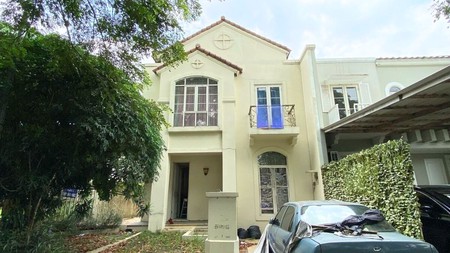 Rumah Nyaman dengan Taman di Karawaci - Dekat BSD & Pusat Kota