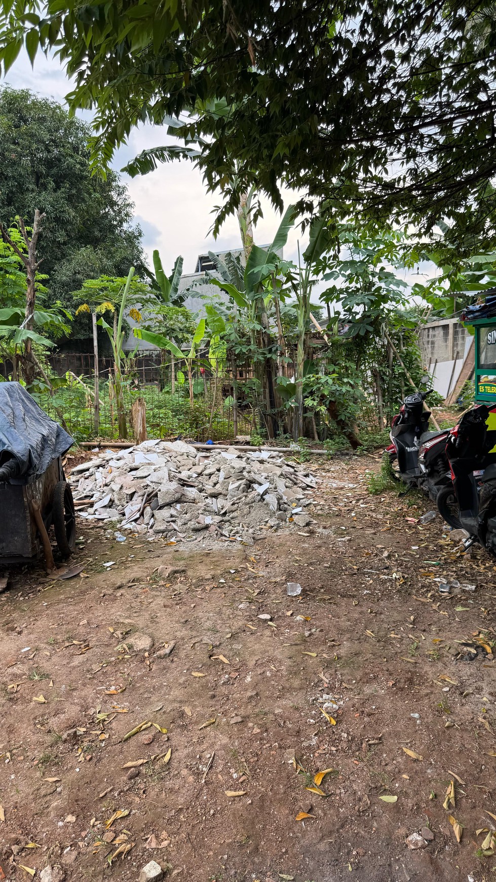 DIJUAL TANAH DI LEBAK BULUS TENGAH JAKARTA SELATAN