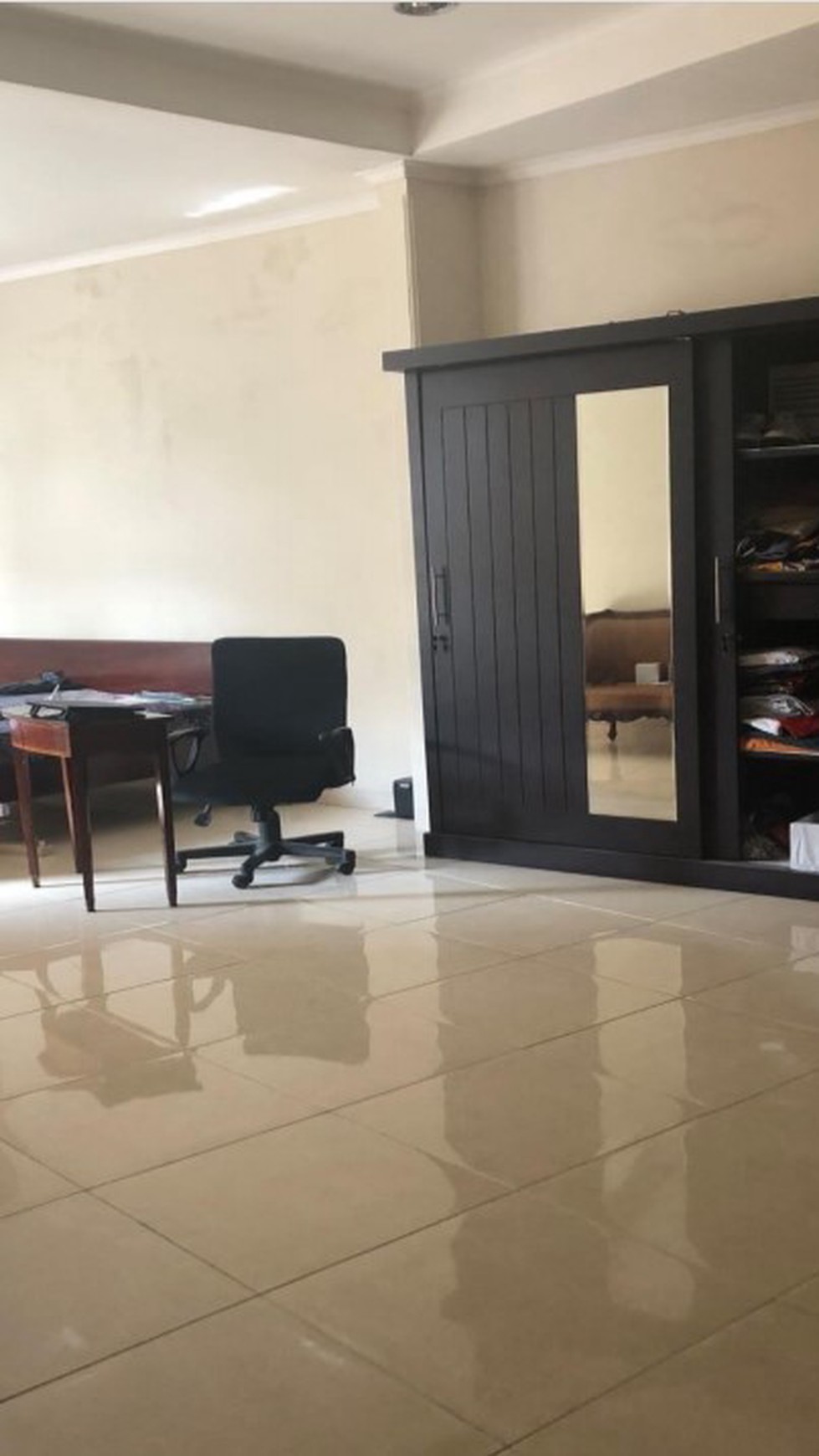 Rumah Siap Huni,lokasi strategis di kebayoran baru jakarta selatan.