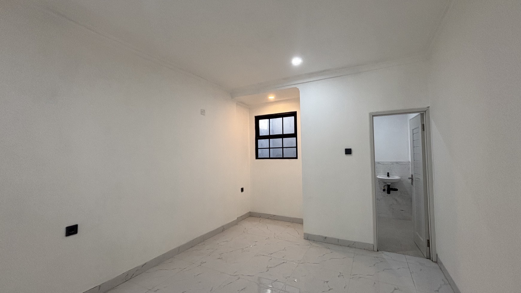 Super Deal Rumah 3 Lt Siap Huni Full Renovasi di Kota Wisata Cibubur
