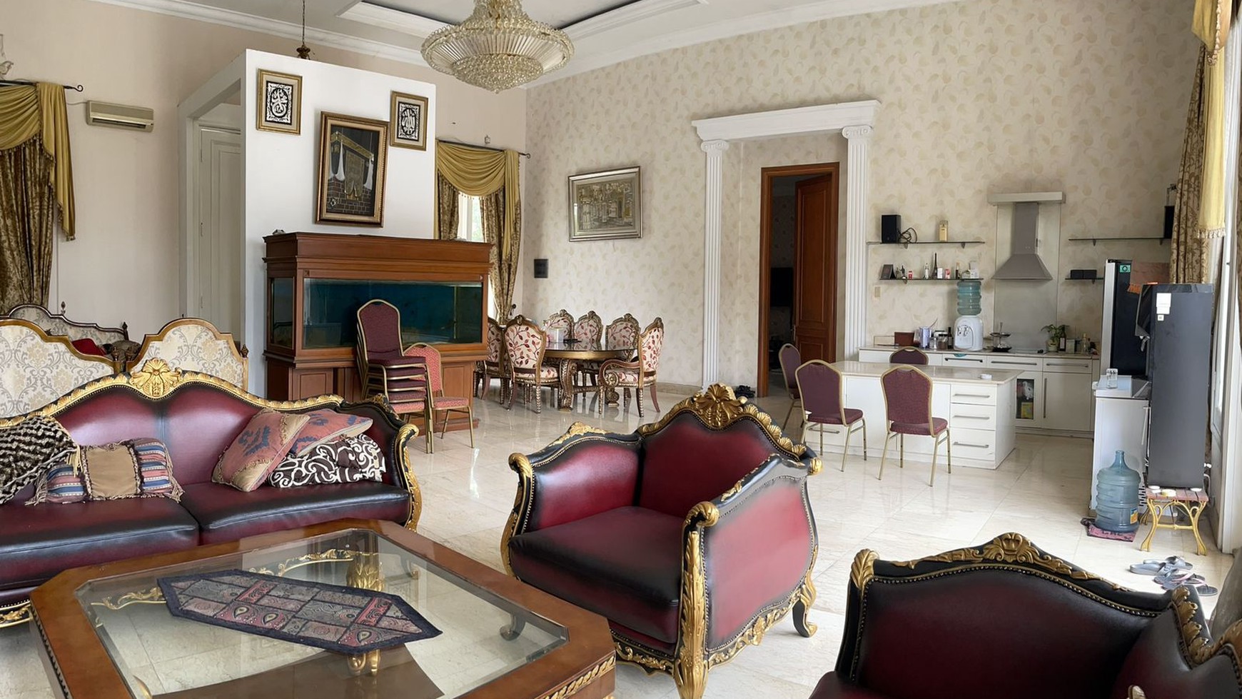 Rumah Ada Kolam Renang,nyaman di Bintaro Jaya 3