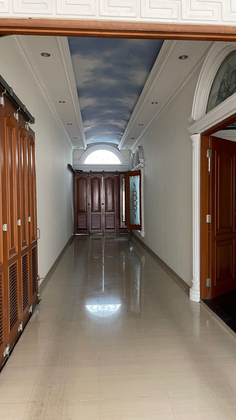 Rumah Ada Kolam Renang,nyaman di Bintaro Jaya 3