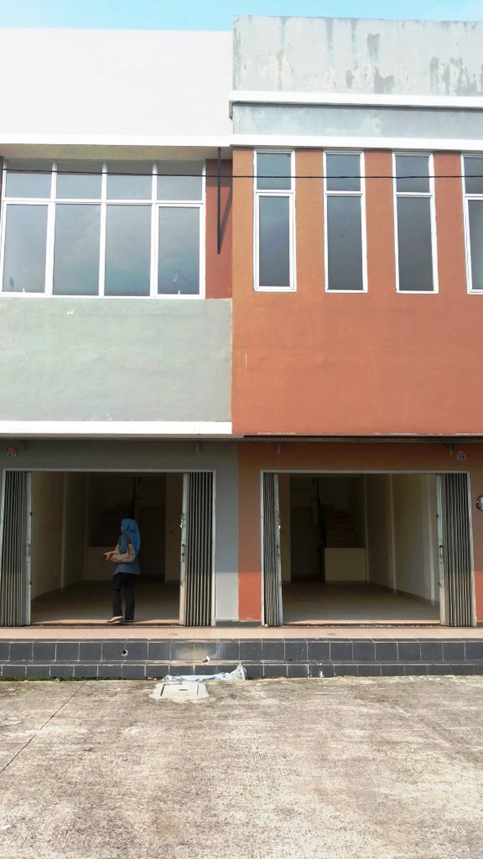 Ruko Siap Pakai, Lokasi Ramai, dan Strategis @Ruko Bizhub Serpong.