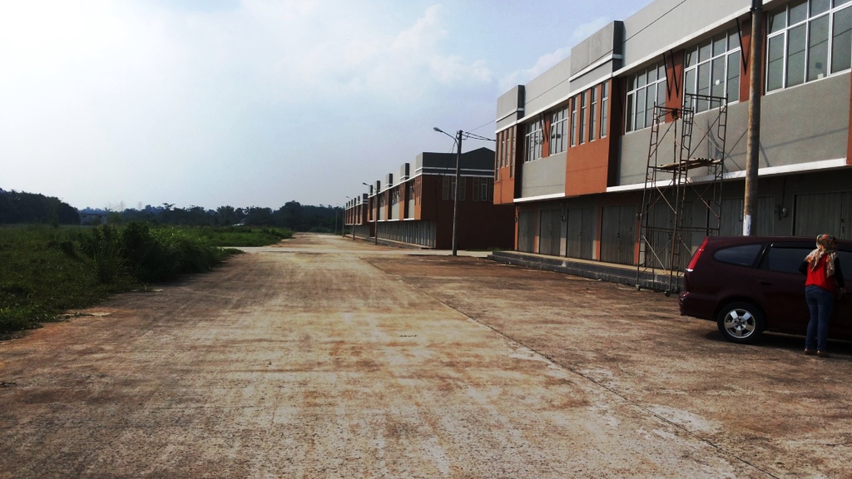 Ruko Siap Pakai, Lokasi Ramai, dan Strategis @Ruko Bizhub Serpong.