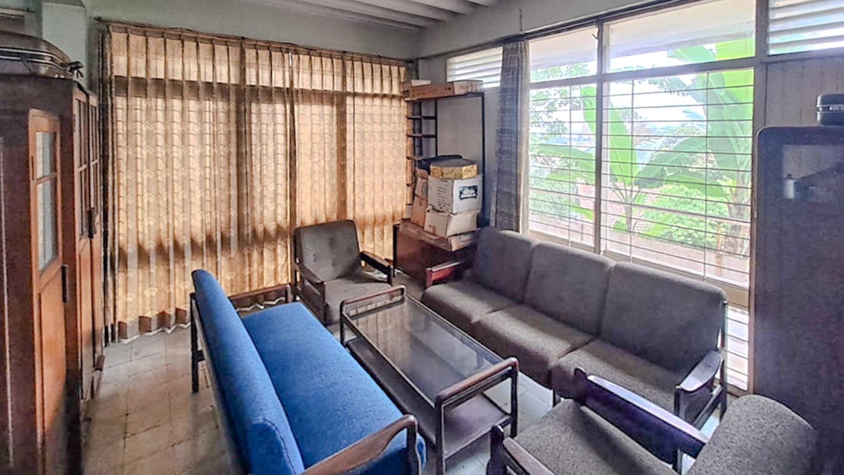 Rumah klasik di Bandung Wetan dekat Dago Juanda, Riau, Cihampelas