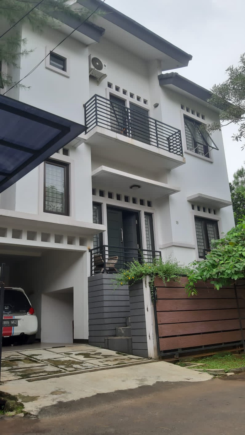 Rumah dijual di Bintaro Jaya Sektor 9