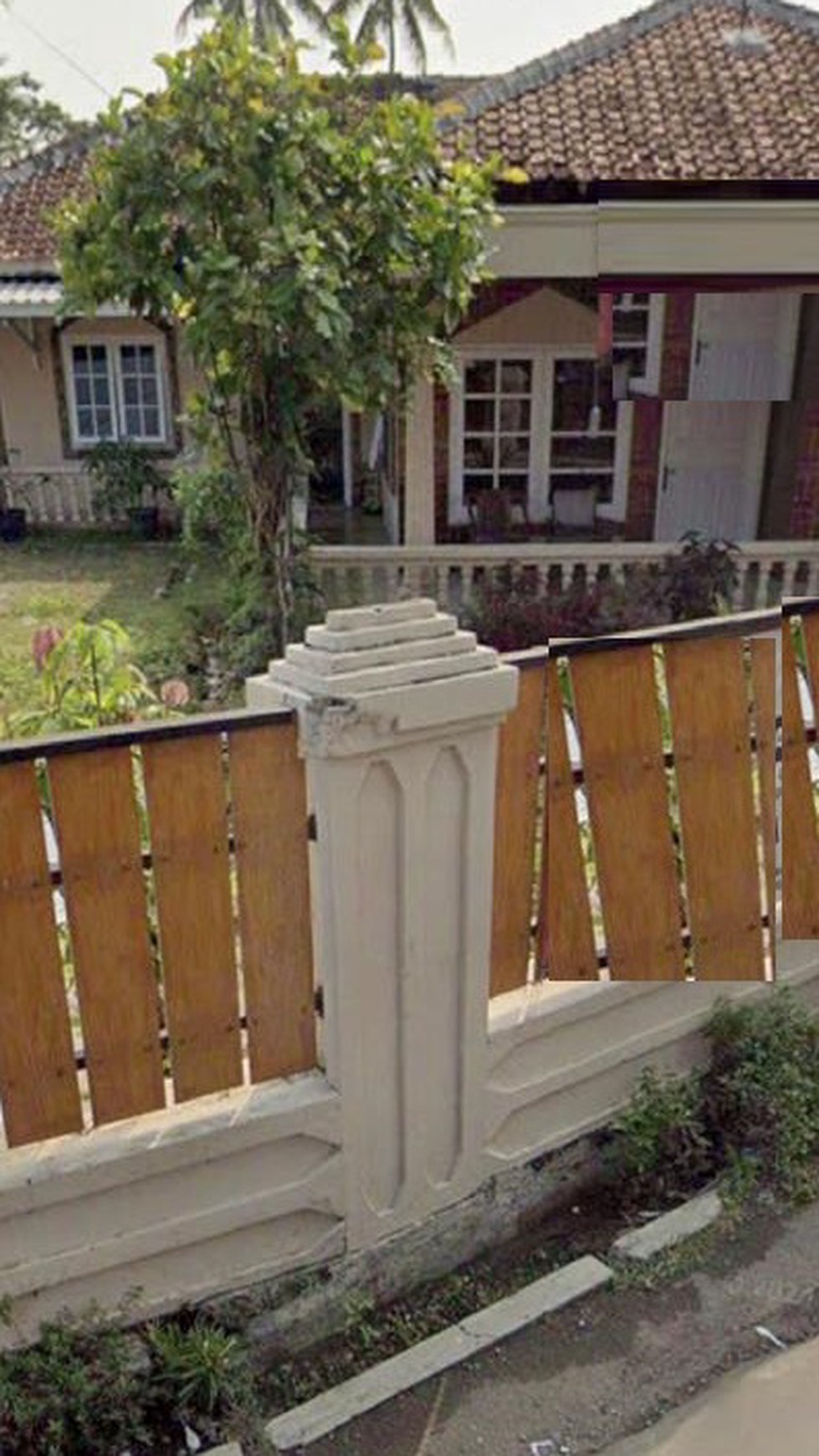 Rumah hitung tanah di Sukabumi
