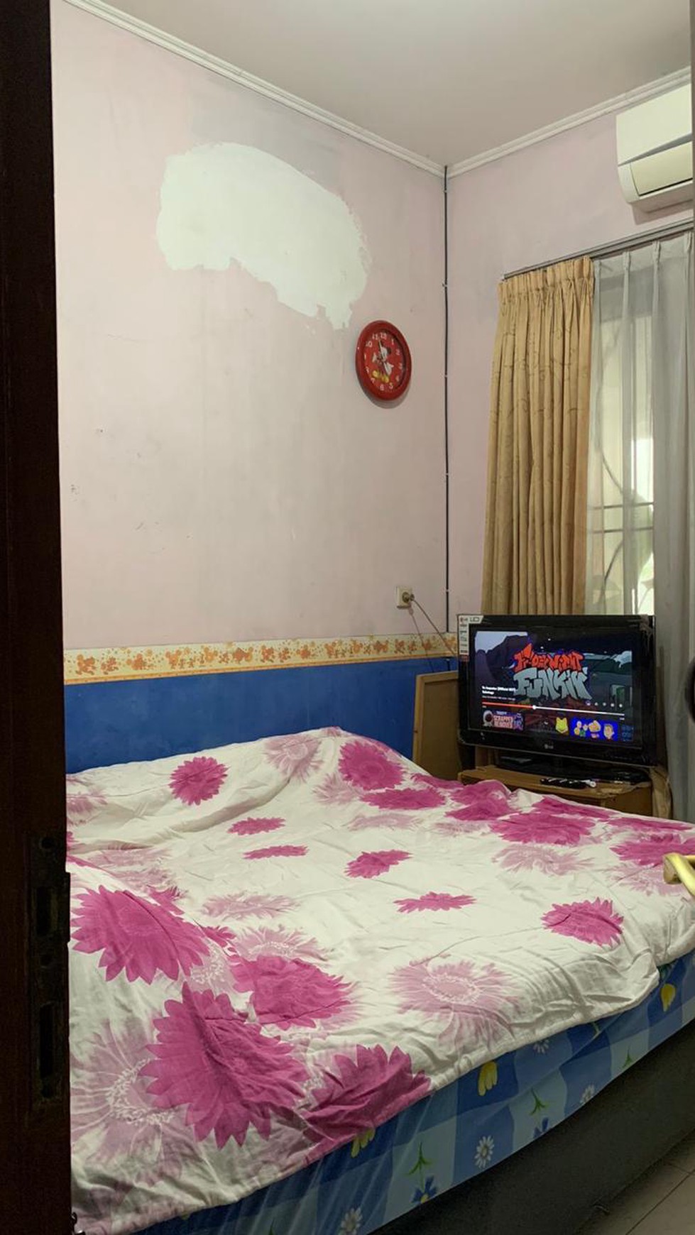 Rumah minimalist di Lippo Karawaci Tangerang 