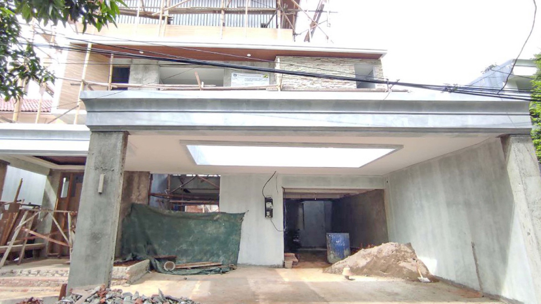 Rumah Hitung Tanah Area Cipete