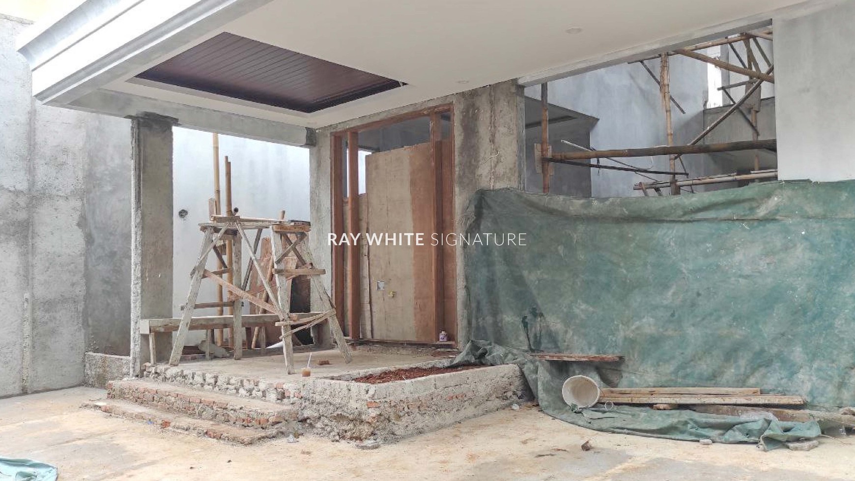 Rumah Hitung Tanah Area Cipete