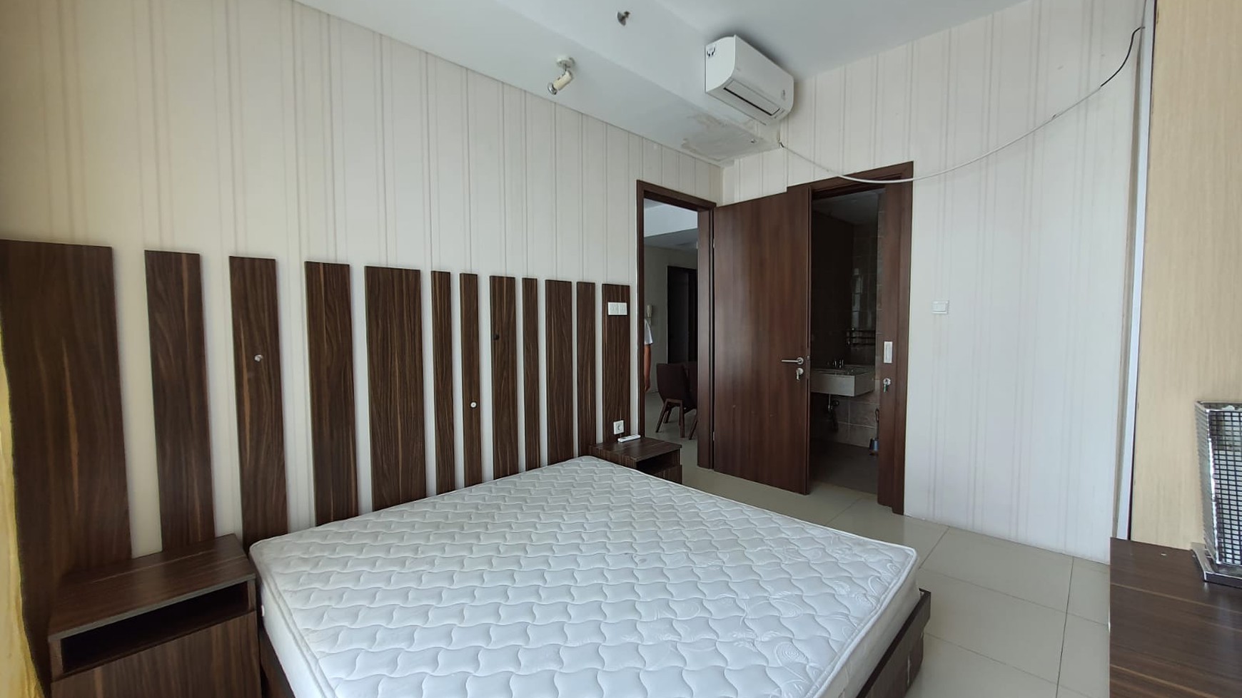 BU - Jual Rugi - Unit Mewah 3 Bed Room di Tower Empire Kemang Village