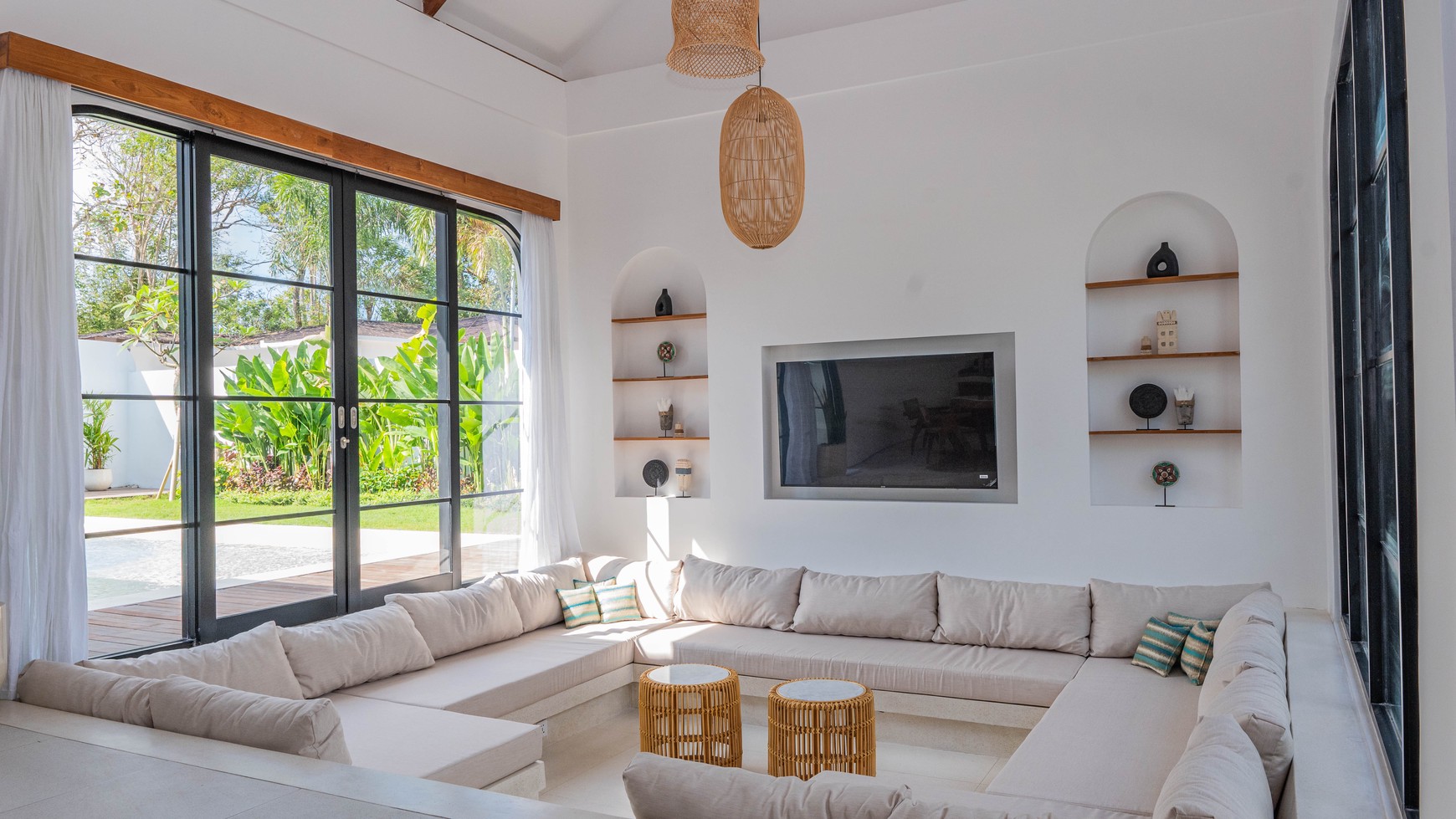 Villa Luxury Leasehold In Great Area Pecatu Bali