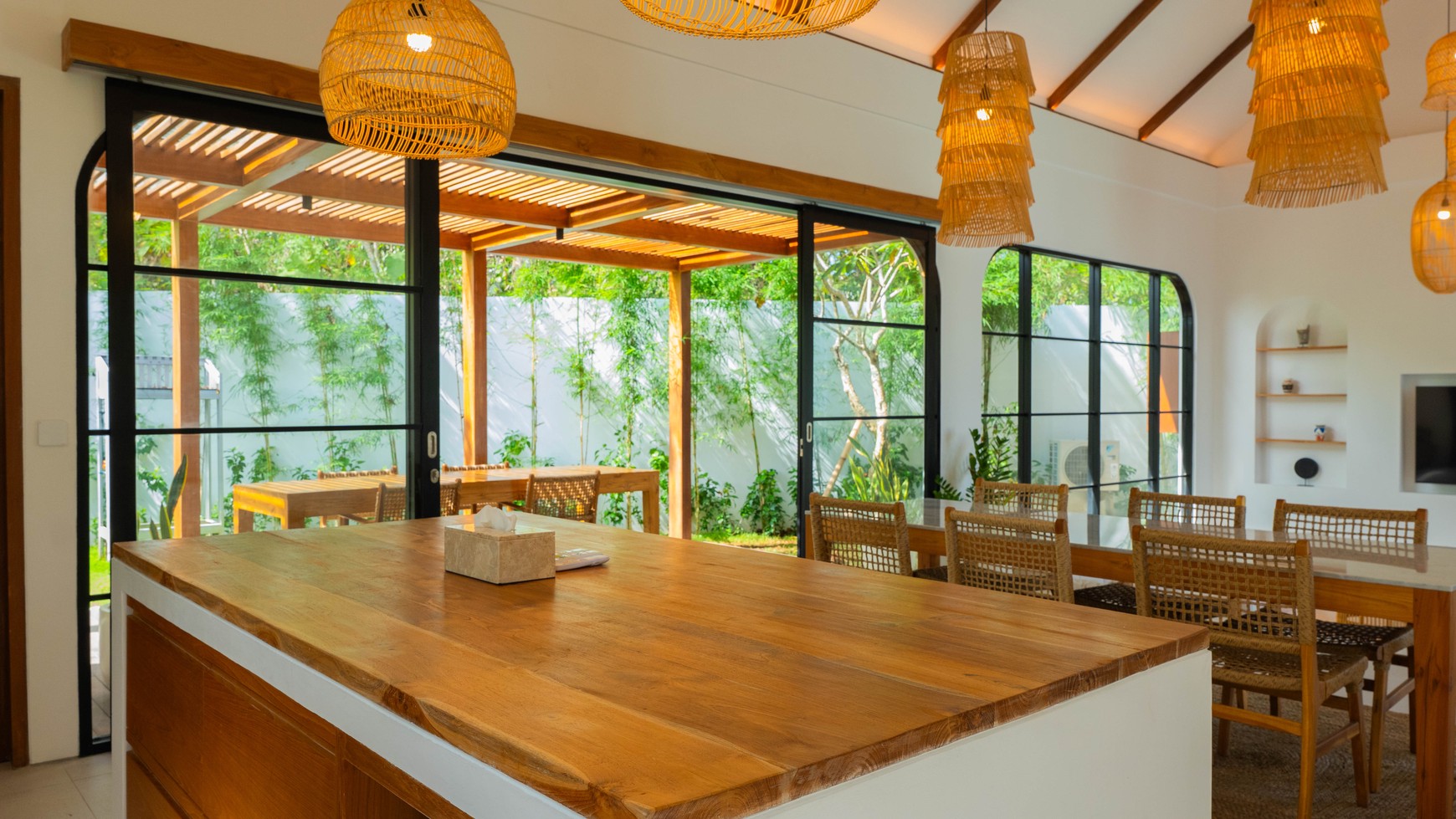 Villa Luxury Leasehold In Great Area Pecatu Bali