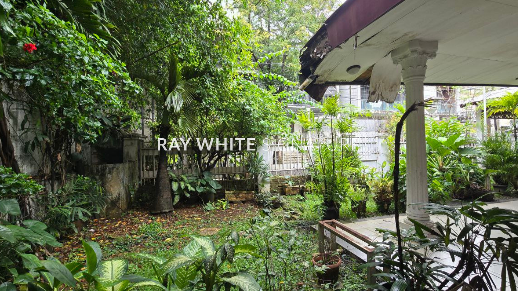 Rumah Hitung Tanah Area Cipete