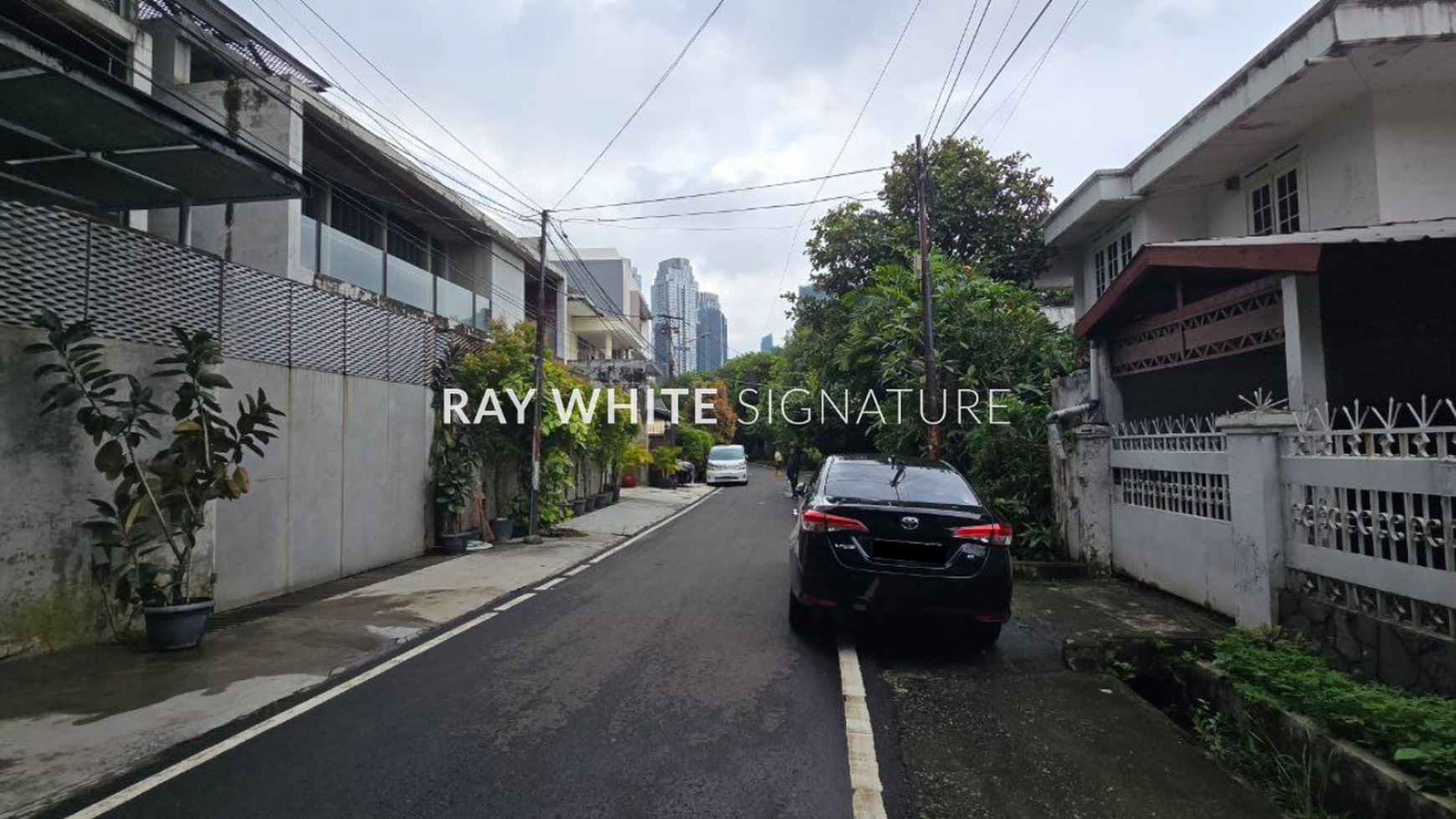 Rumah Hitung Tanah Area Cipete