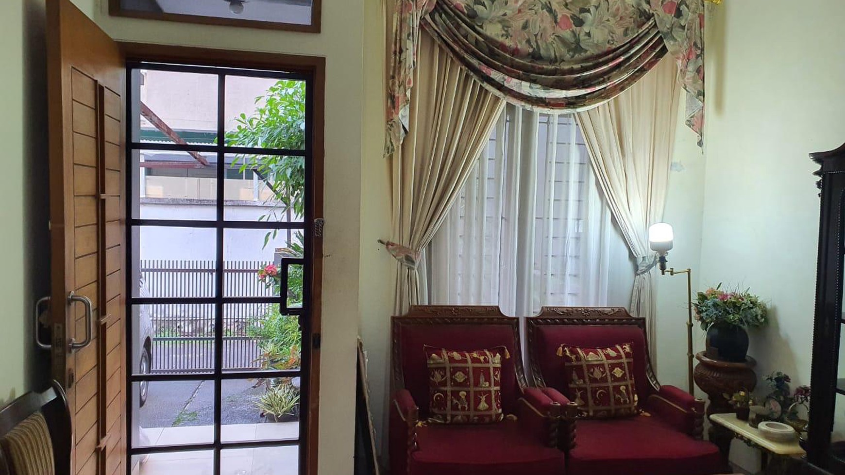 Rumah Hitung Tanah Area Cipete