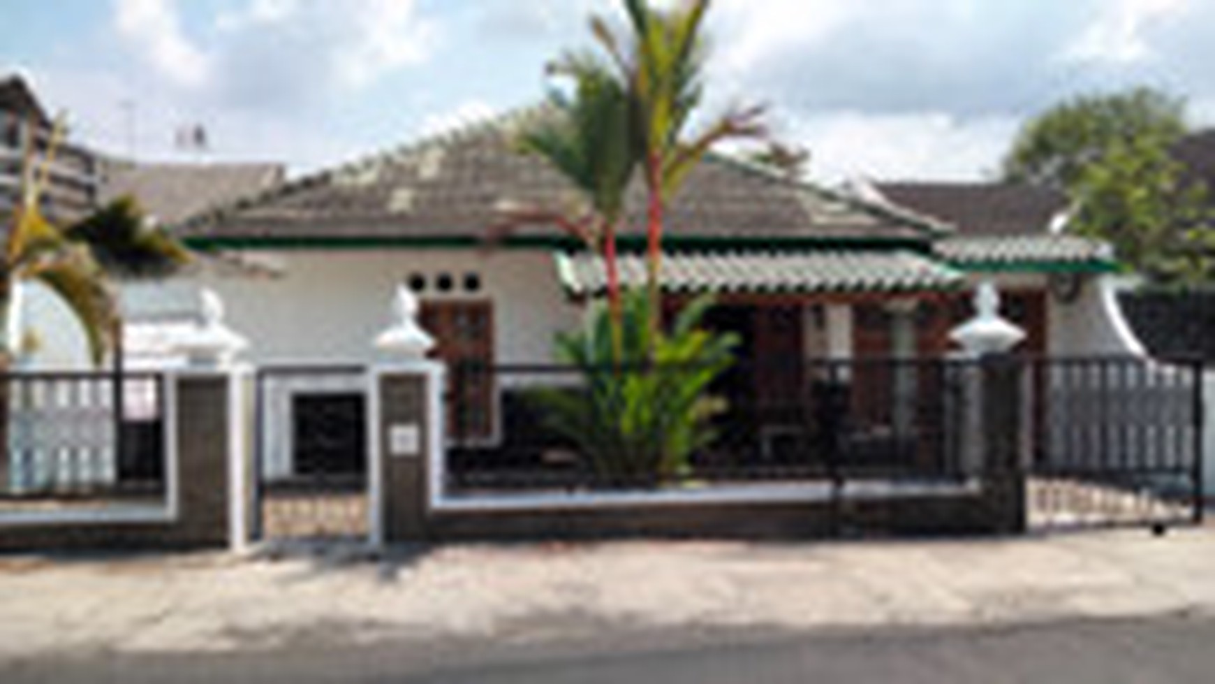 Rumah Hitung Tanah Area Cipete