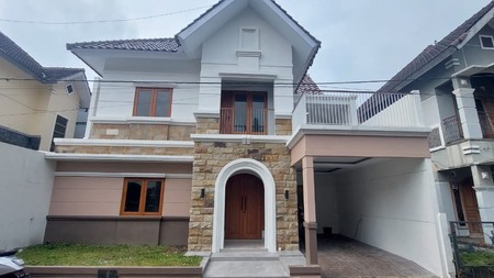 Rumah 2 lantai dekat kampus ATmajaya & STIE YKPN Seturan Sleman Yogyakarta