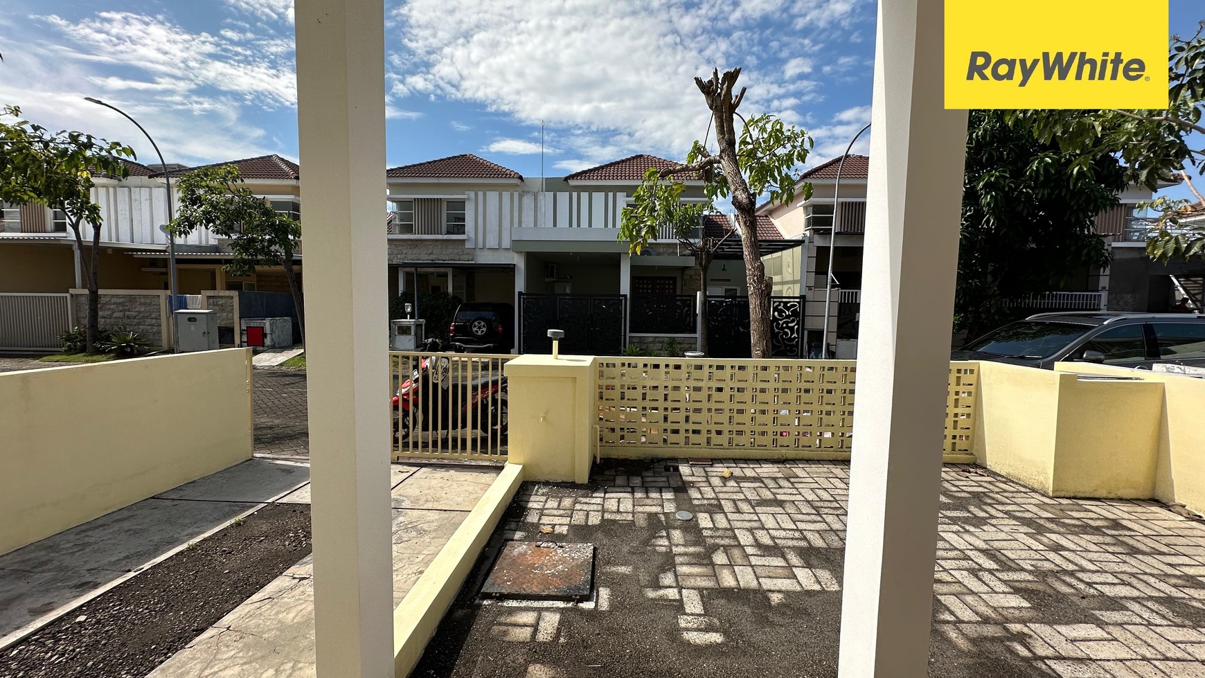 Rumah Dijual Puri Surya Jaya Sidoarjo