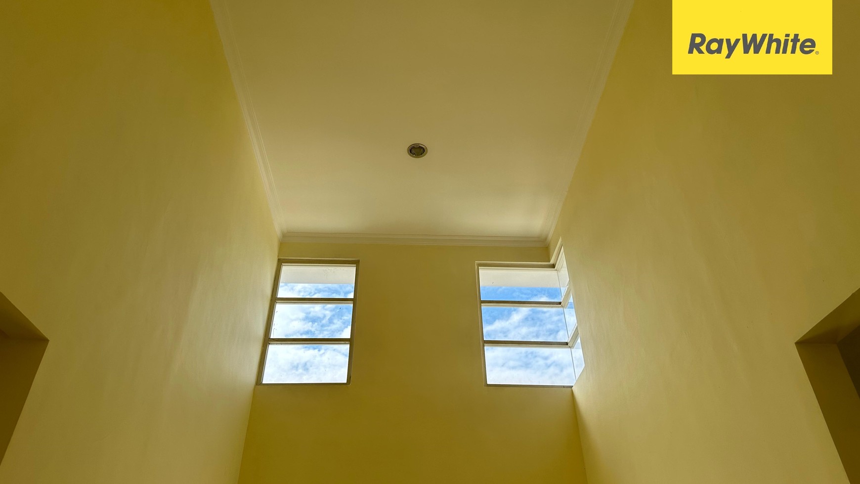 Rumah Dijual Puri Surya Jaya Sidoarjo