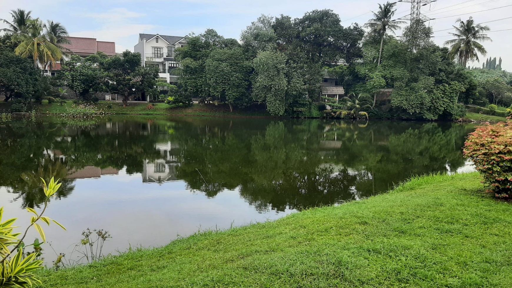 Tanah Kavling Lokasi Keren di Cinere - Strategis & Investasi Menjanjikan