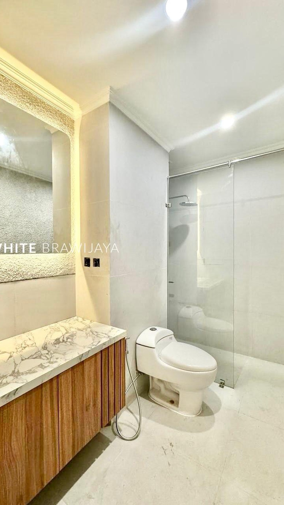 Newly Renovatde Simatupang Apartment