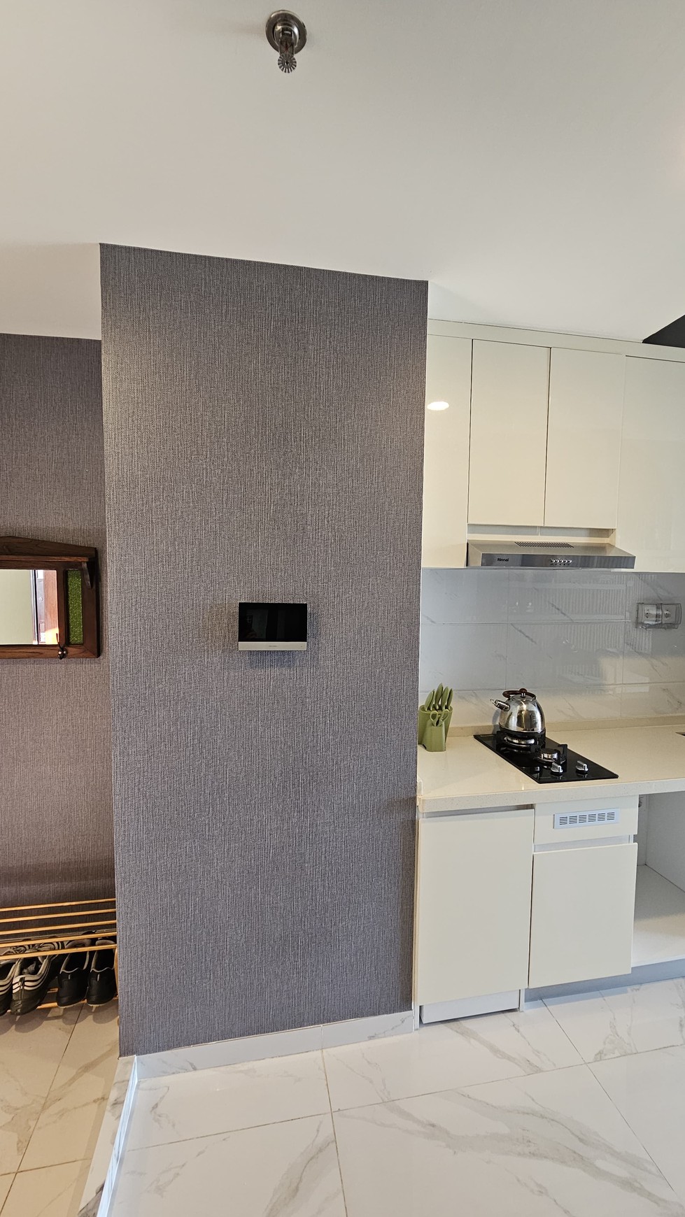 Take Over Apartemen Sky House berada di dekat Mall AEON, Stasiun dan Universita