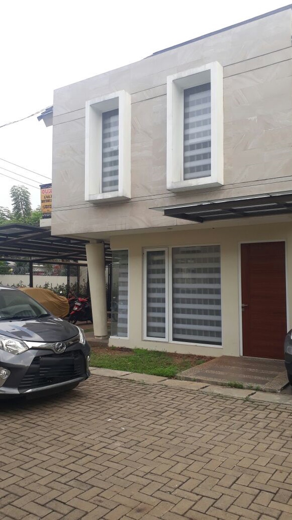 Rumah dalam cluster, kemanan 24 jam di Larangan