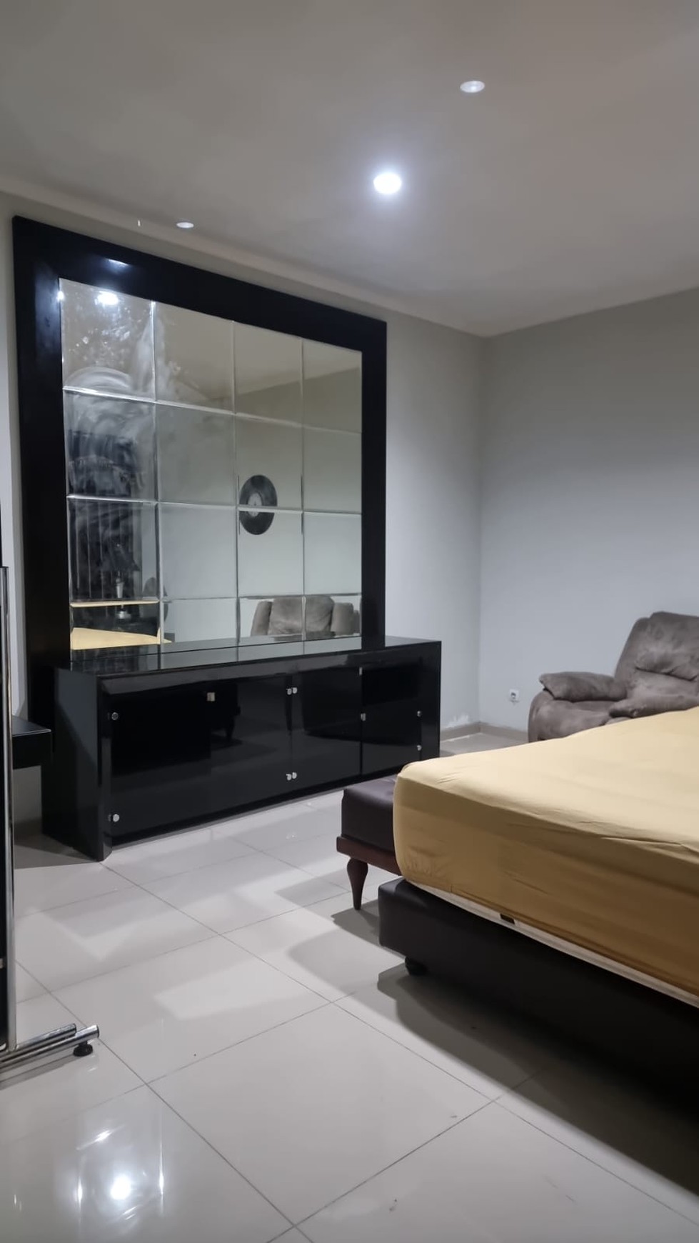 Rumah Minimalis, Siap Huni, Hunian Nyaman dan Asri @Bintaro