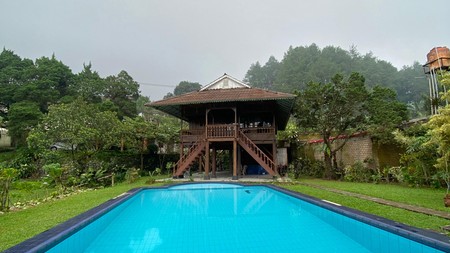 Villa Asri Super Luas di Puncak, Bogor Lokasi Strategis Selangkah ke Taman Safari Indonesia