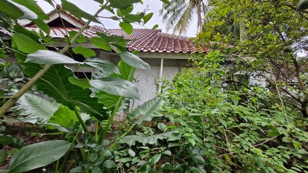 Di Jual Rumah lama  hitung tanah  Jl. Bangka Pela Jakarta Selatan