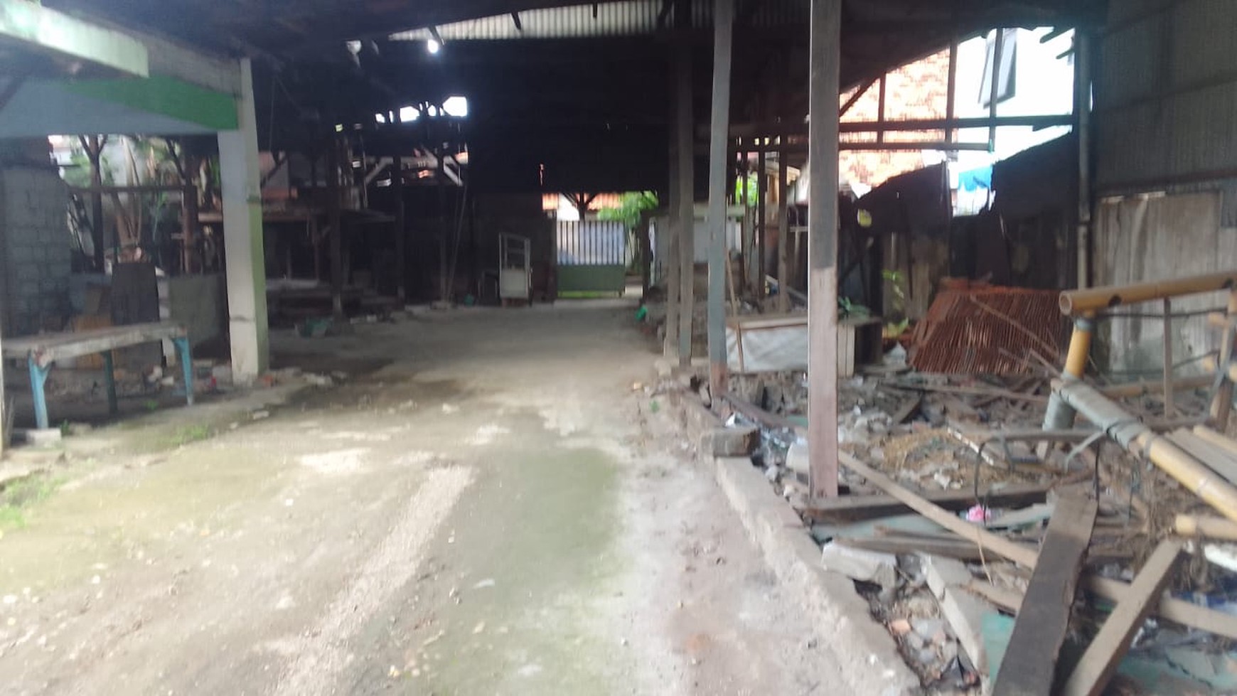 Rumah Hitung Tanah Area Cipete