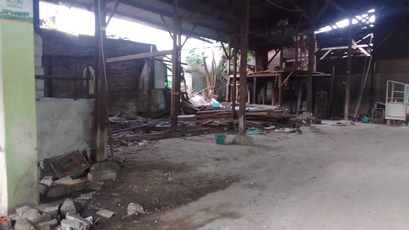 Rumah Hitung Tanah Area Cipete