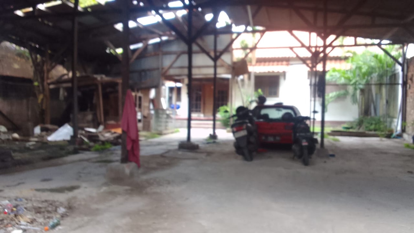 Rumah Hitung Tanah Area Cipete