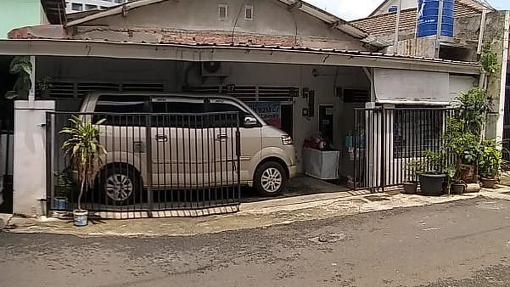 Rumah Hitung Tanah Area Cipete