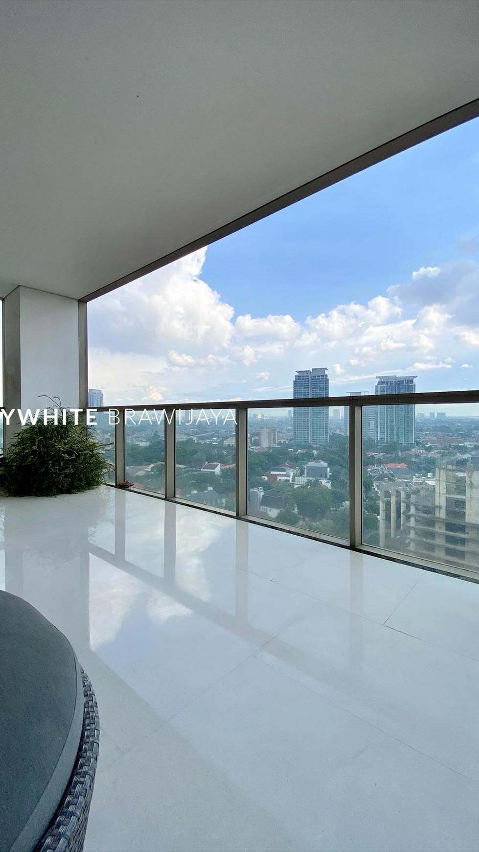 Rumah Hitung Tanah Area Cipete