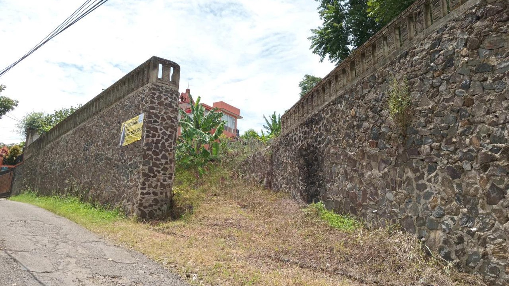 Rumah Hitung Tanah Area Cipete