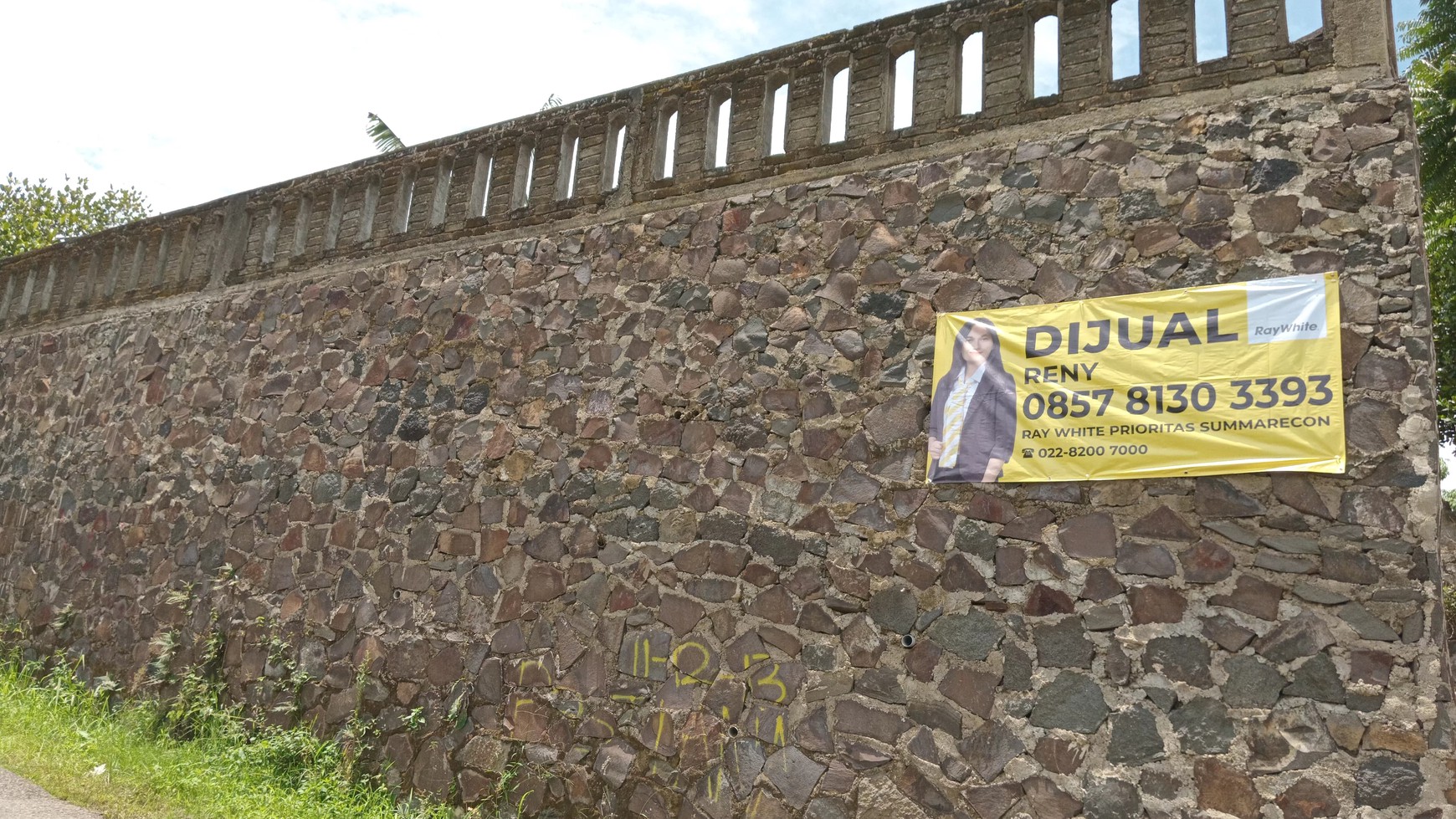 Rumah Hitung Tanah Area Cipete