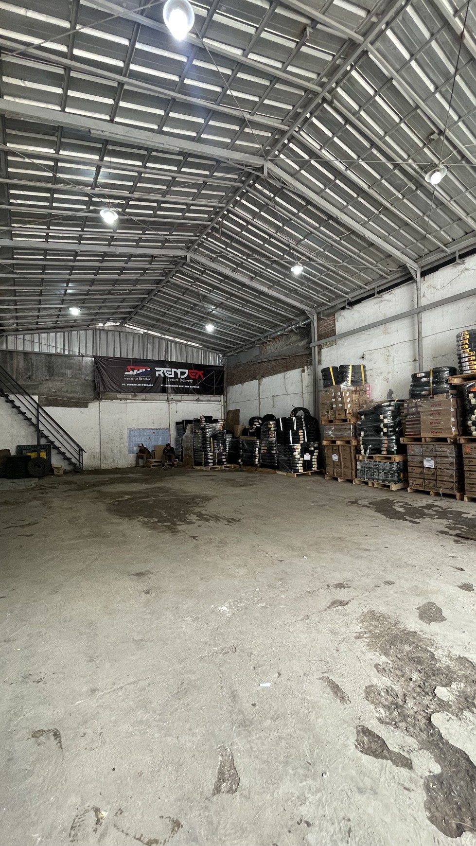 Multifungsi Bangunan Kantor Dan Gudang