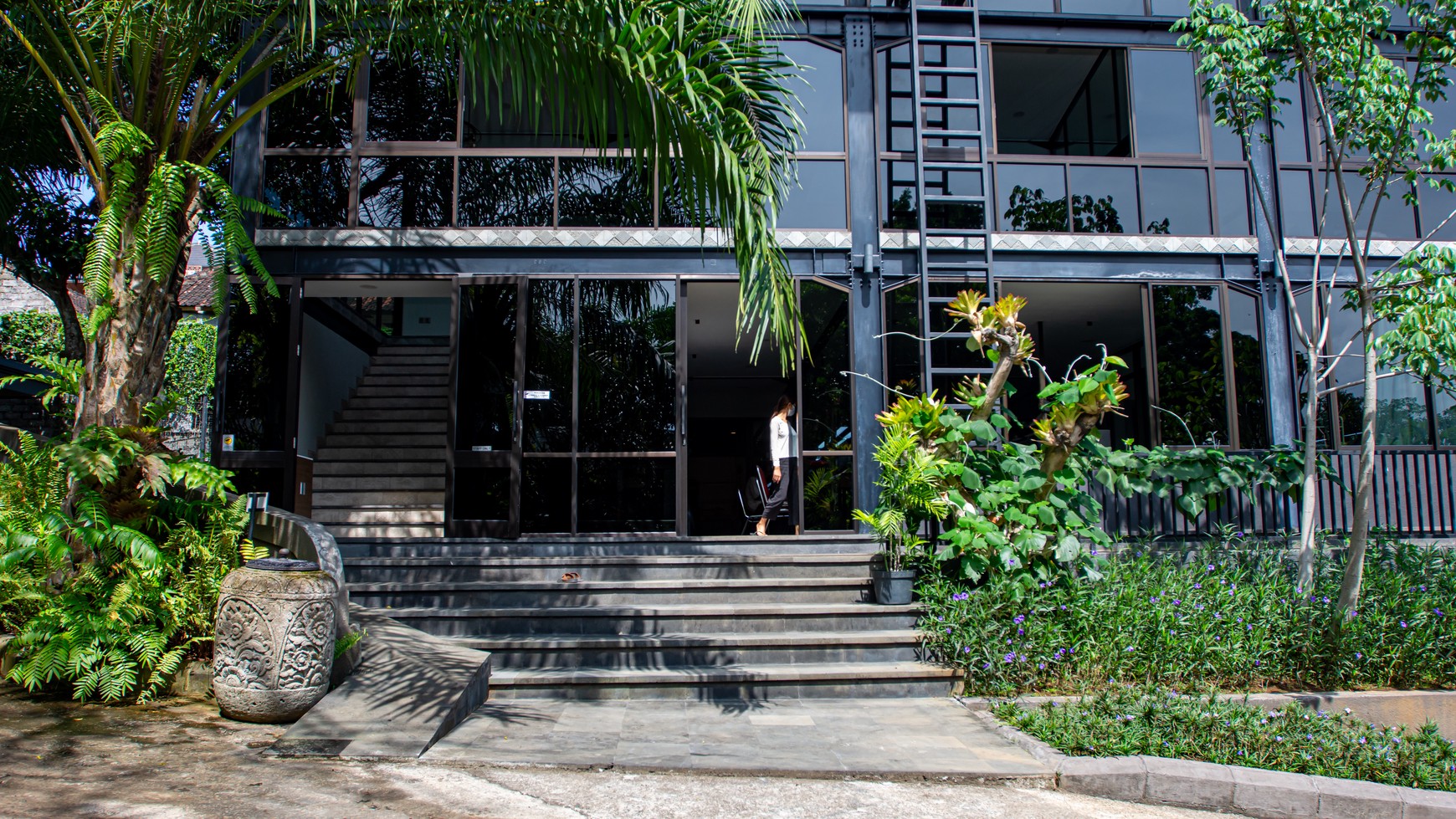 Leasehold - Premium Factory & Living Space with Stunning River Valley Views in Bali