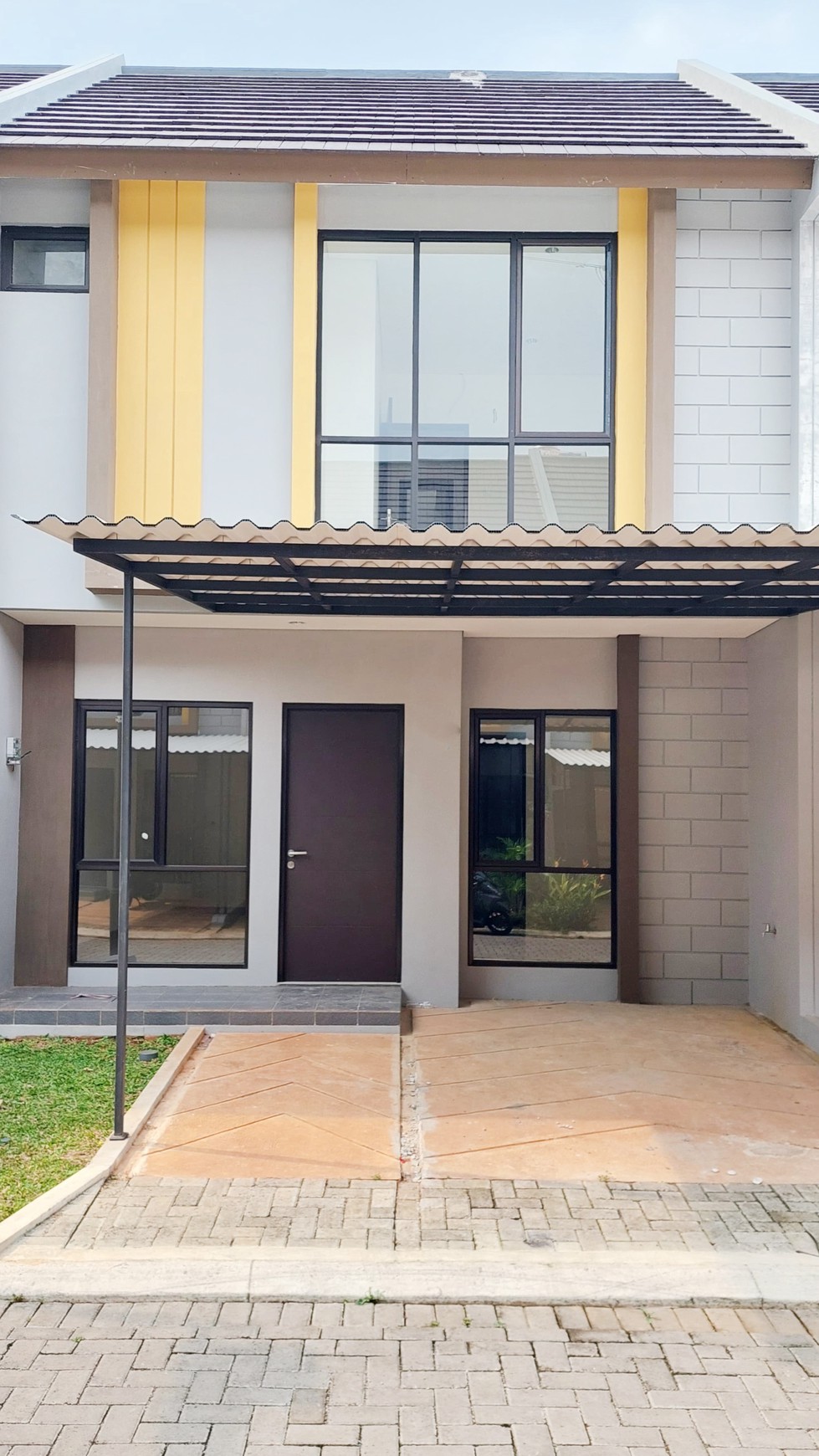 Rumah Baru di Parkville Serpong Cluster Valencia