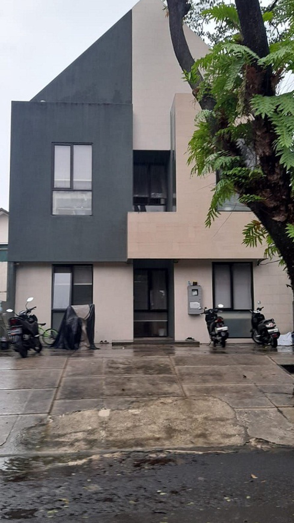 Dijual Rumah (kos-kosan) yang bernilai investasi di Taman Permata Ayu Lippo Karawaci Tangerang