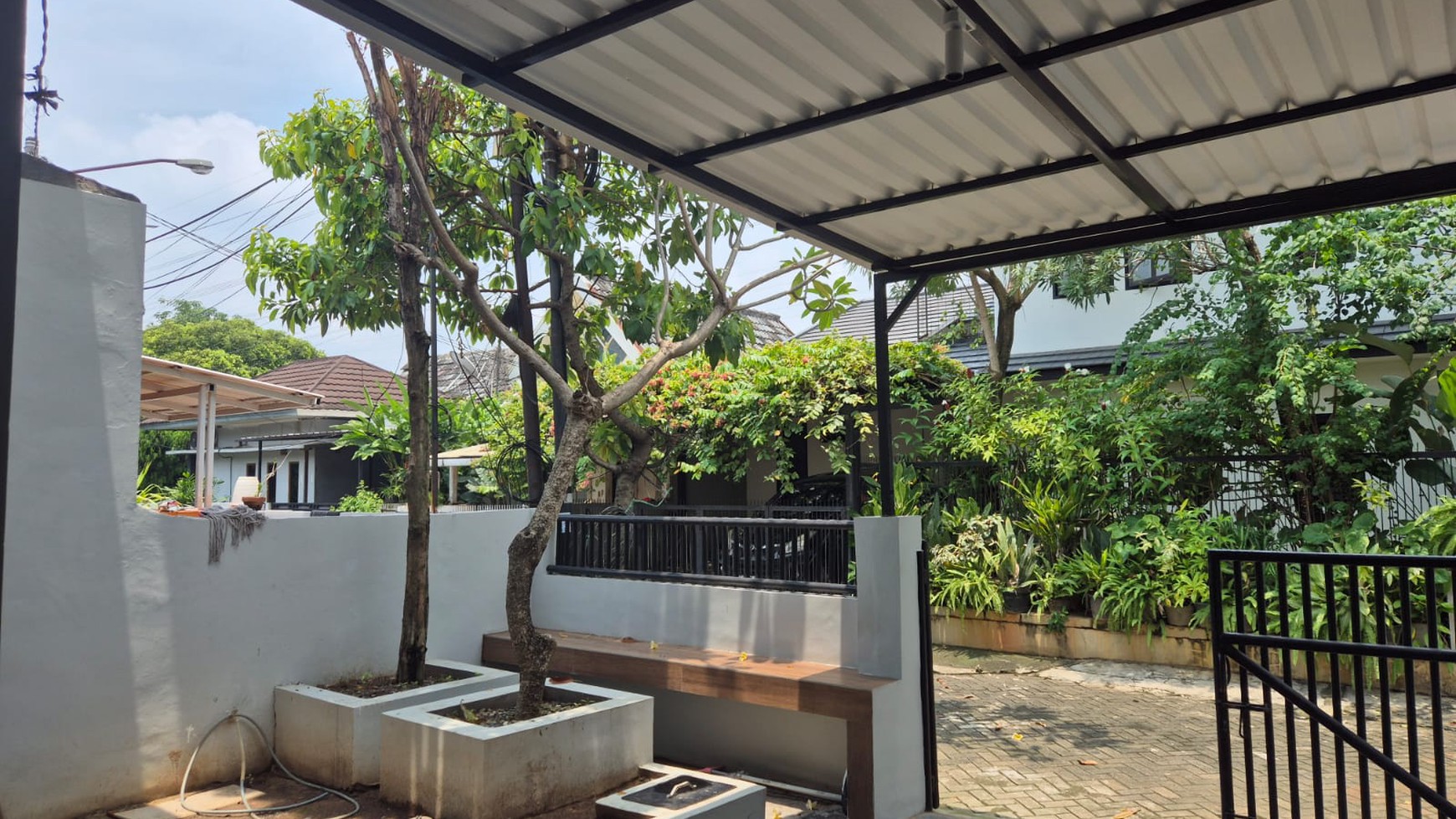 Rumah brand new siap huni di bintaro sektor 4