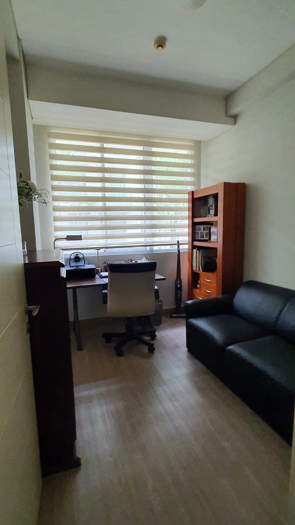 Apartemen Rainbow Spring full furnished harga Murah