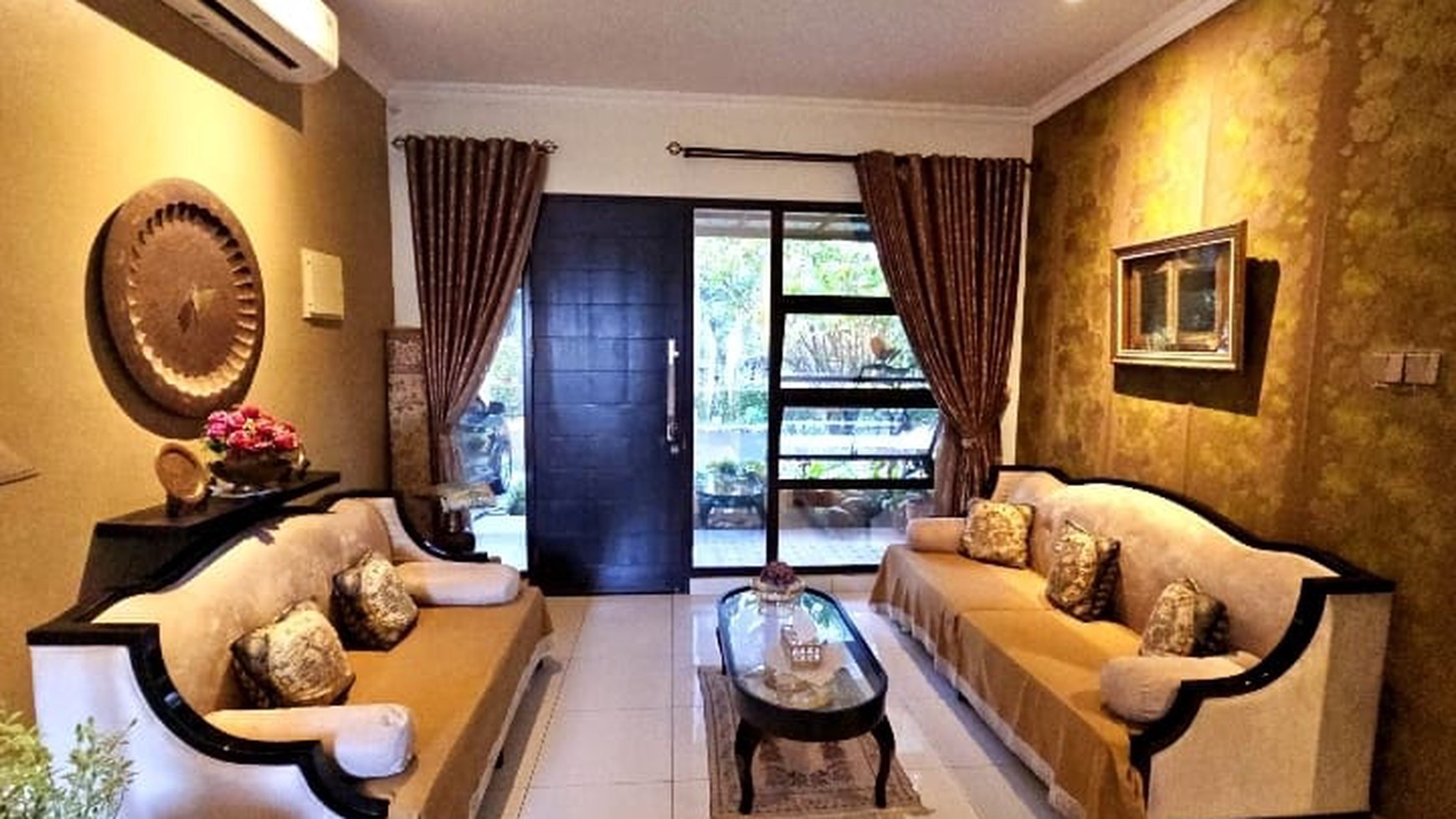 Rumah hoek 2 lantai Siap Huni depan Melia Golf Driving Range Legenda Wisata Cibubur