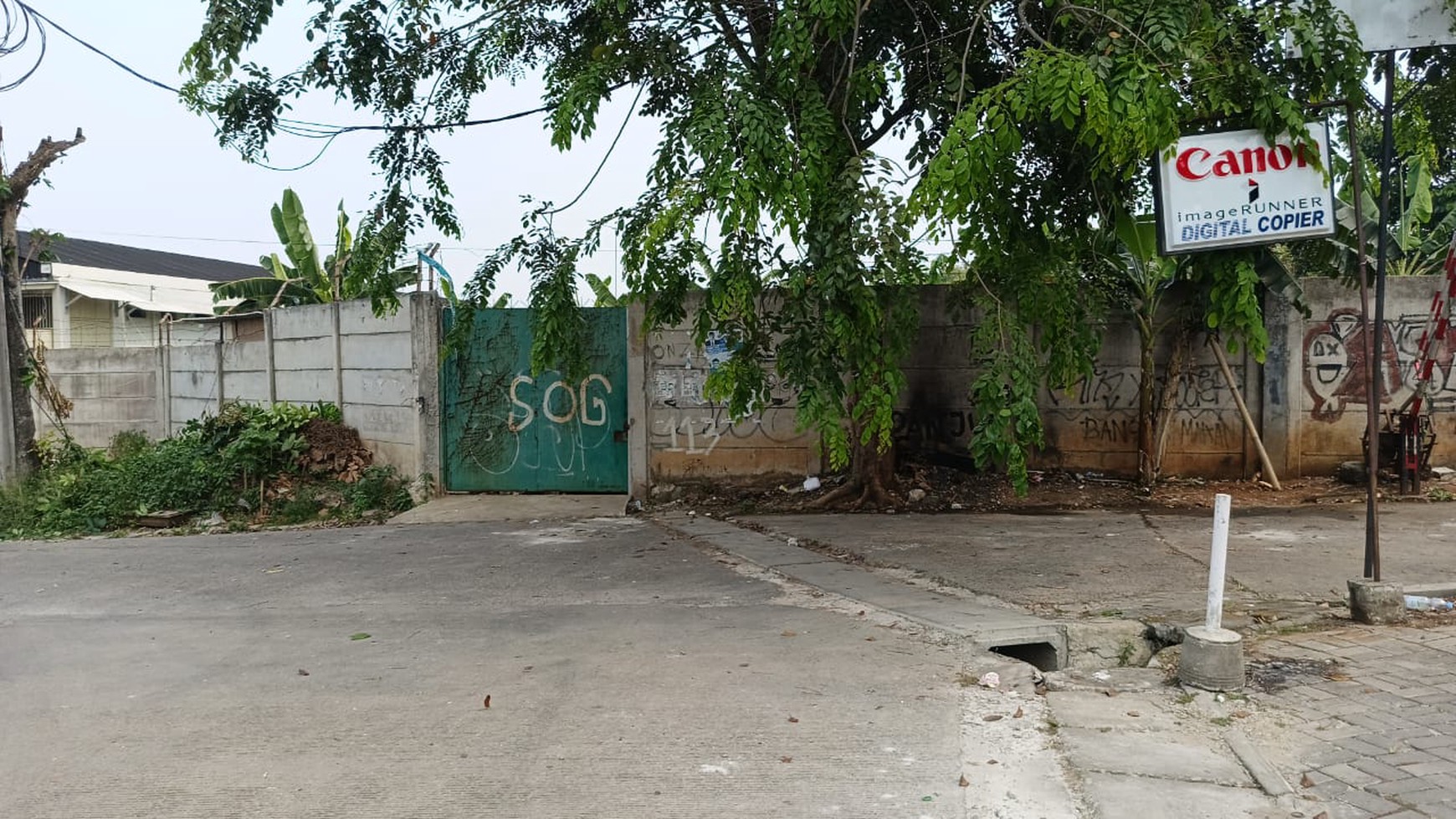 Kavling sudah ada bangunan gudang di Jl. Pondok Jagung Raya jelupang serpong