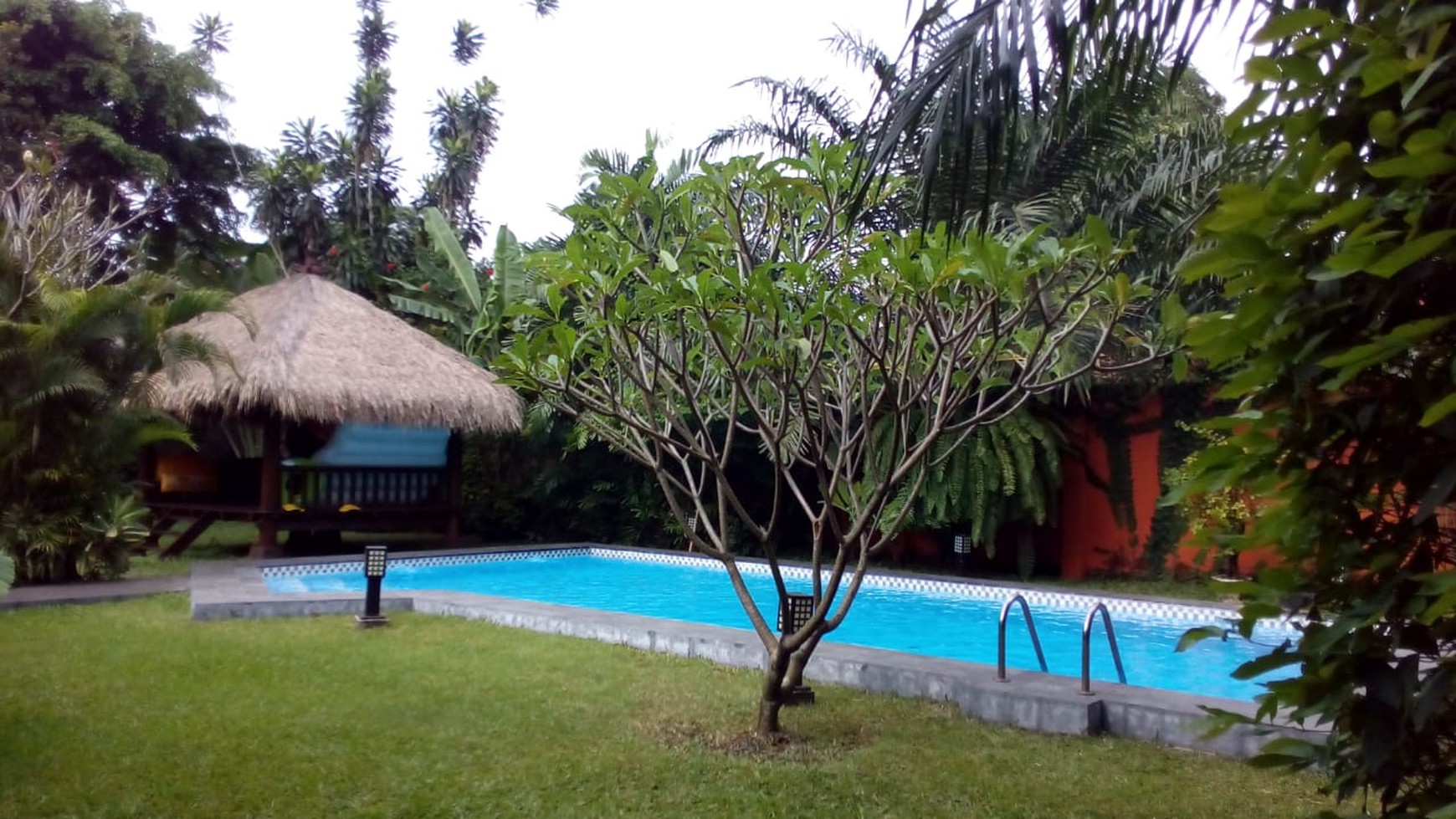 Rumah Klasik Dengan Luas Tanah 1374m2 di Kemang, Jakarta Selatan