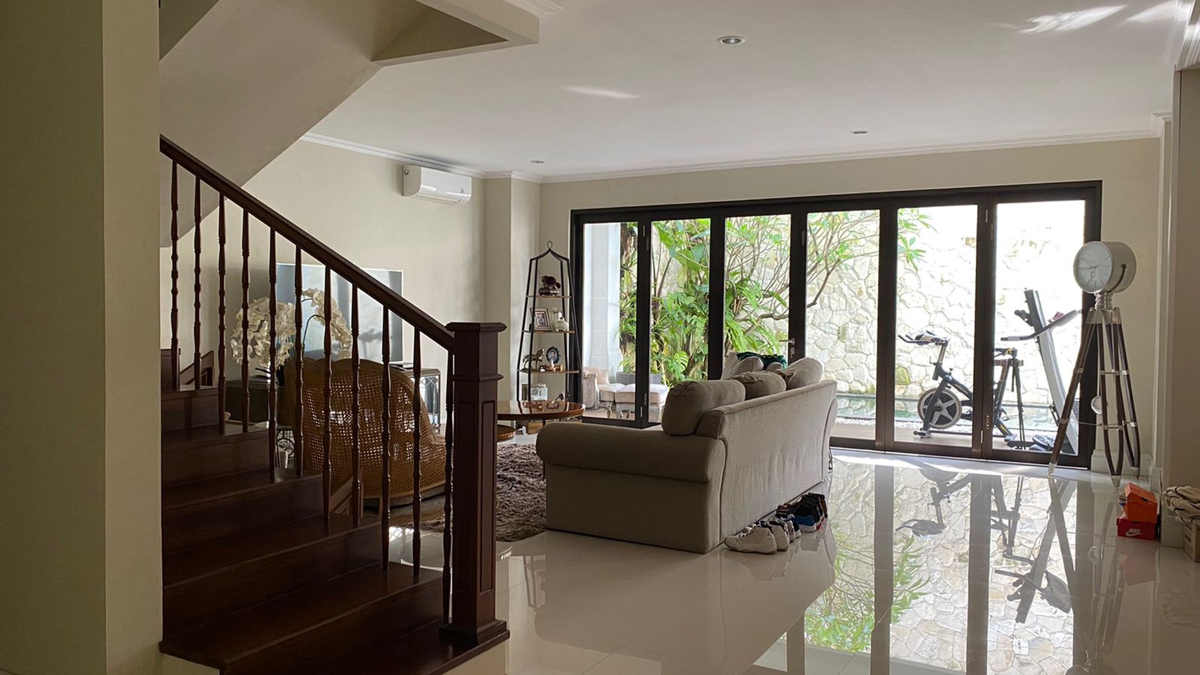 Rumah Mewah,Bagus di Rempoa Jakarta Selatan