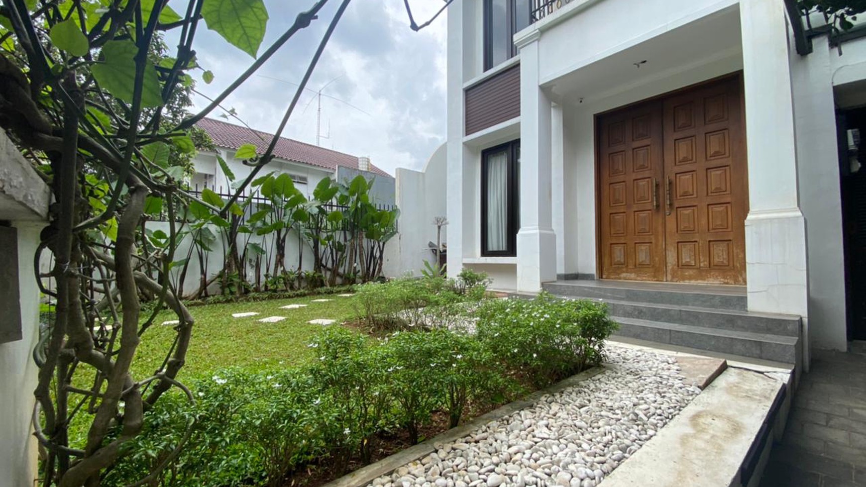 Rumah Mewah,Bagus di Rempoa Jakarta Selatan